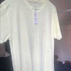 women’s casual yellow t-shirt